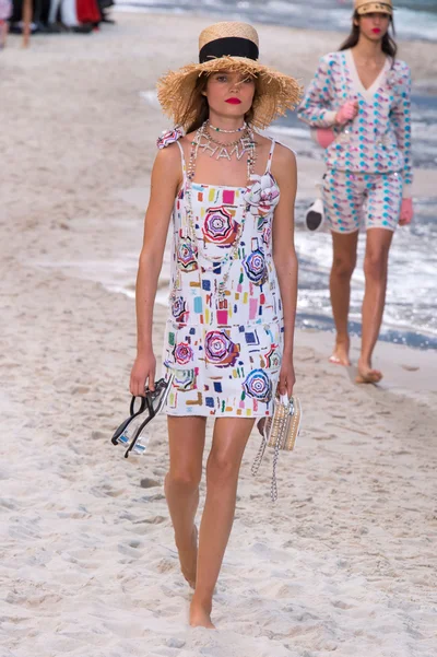 Look 31